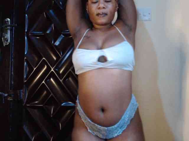 Juicymelaninqueen webcam