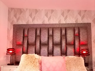 EinnyMure Porn Show