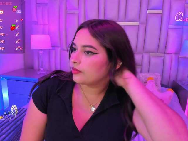 EinnyMure's BongaCams show and profile