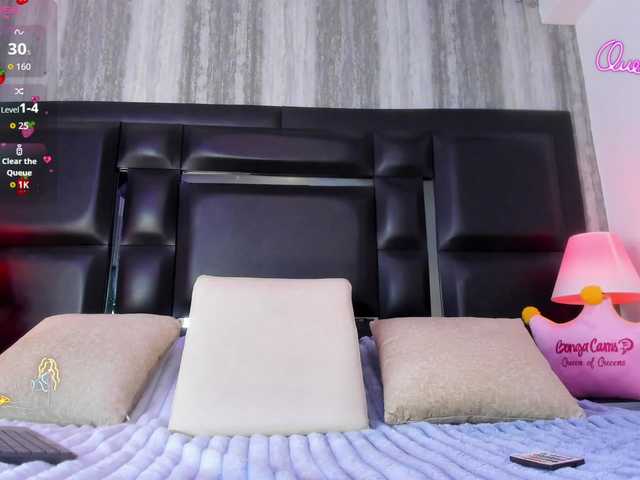 EinnyMure's BongaCams show and profile