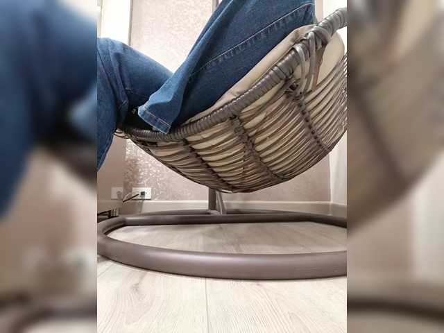 EinnyMure's BongaCams show and profile