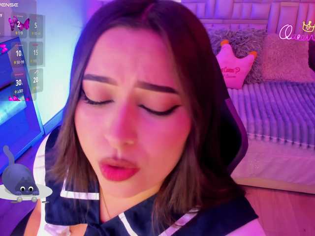 EinnyMure's BongaCams show and profile