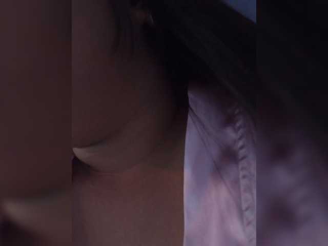 EinnyMure's BongaCams show and profile