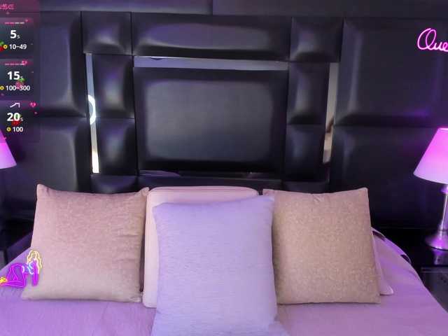 EinnyMure's BongaCams show and profile