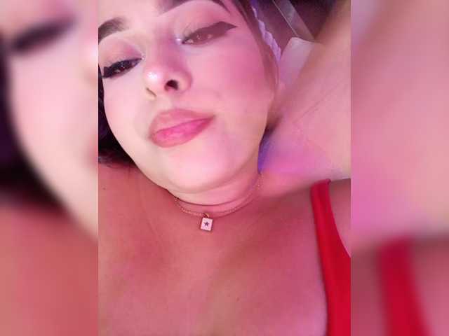 EinnyMure's BongaCams show and profile