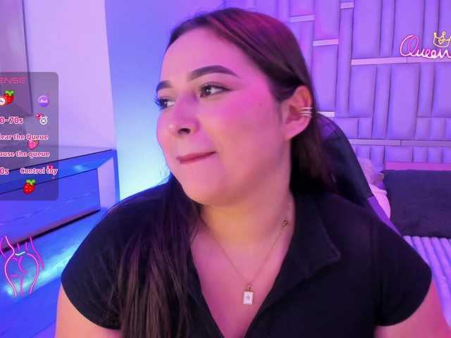 EinnyMure's BongaCams show and profile