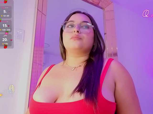 EinnyMure's BongaCams show and profile