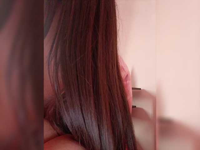 EinnyMure's BongaCams show and profile