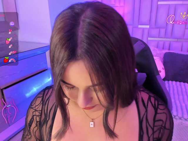 EinnyMure's BongaCams show and profile