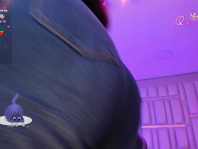 EinnyMure's BongaCams show and profile