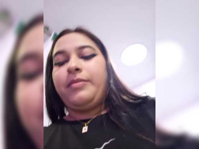 EinnyMure's BongaCams show and profile