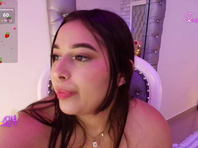 EinnyMure's BongaCams show and profile