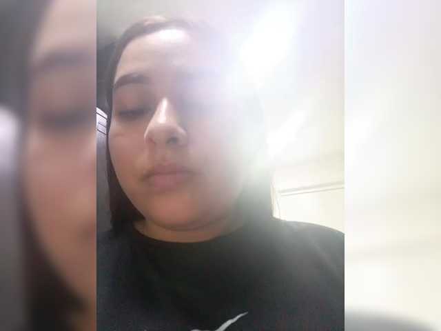 EinnyMure's BongaCams show and profile