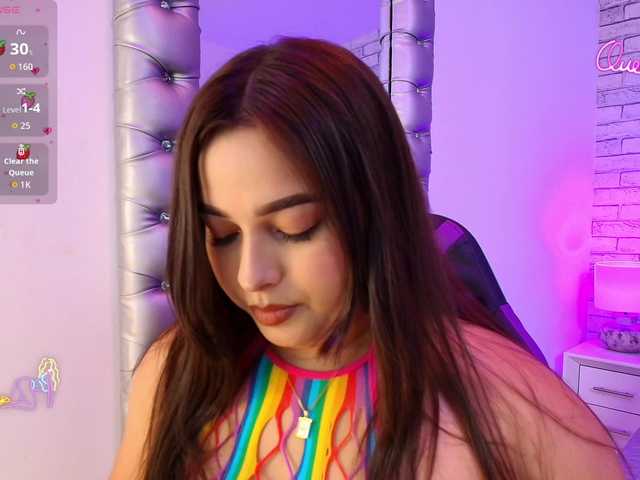 EinnyMure's BongaCams show and profile