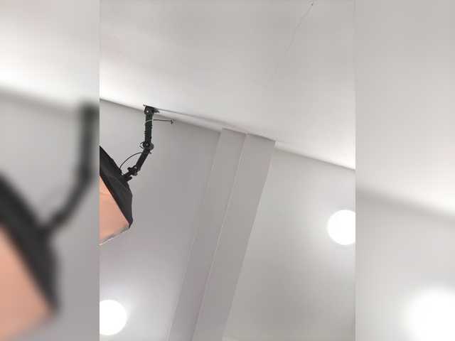 EinnyMure's BongaCams show and profile