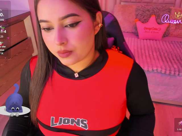 EinnyMure's BongaCams show and profile