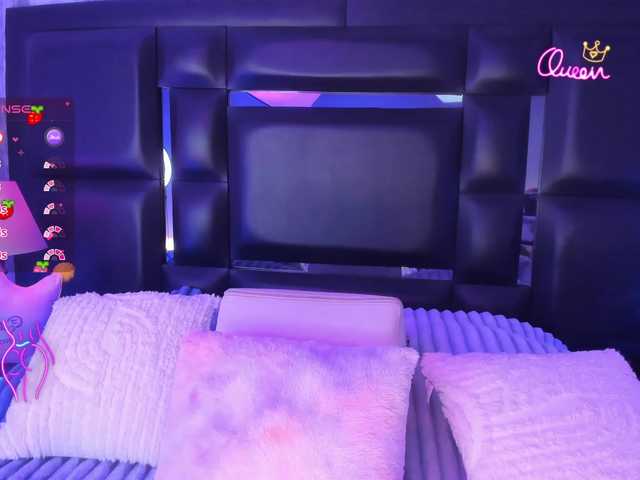 EinnyMure's BongaCams show and profile