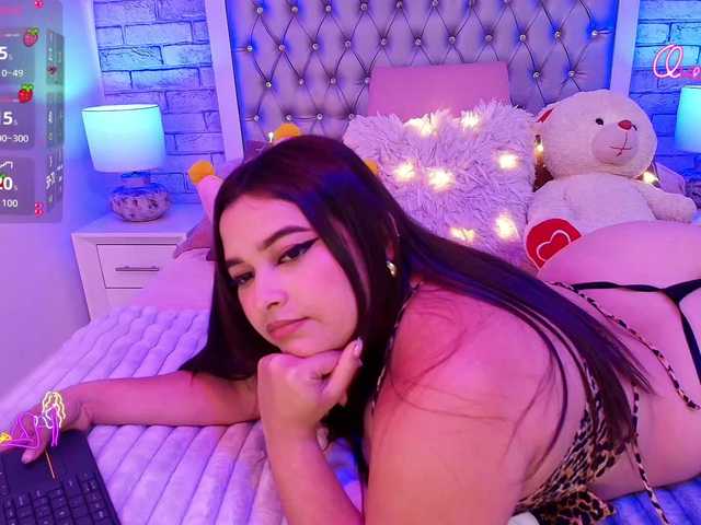 EinnyMure's BongaCams show and profile