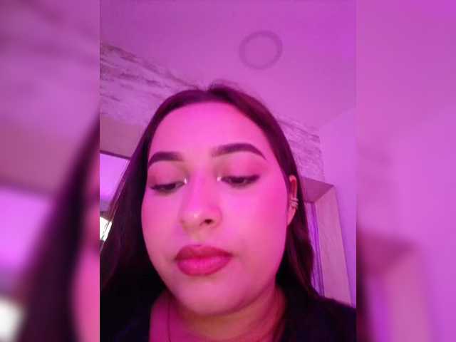 EinnyMure's BongaCams show and profile