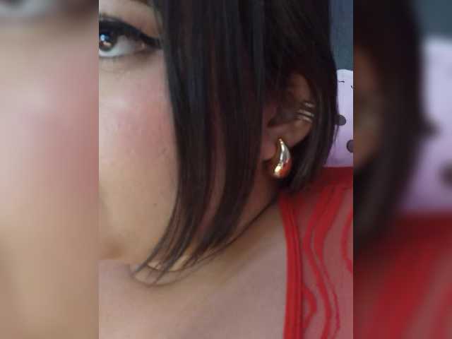 EinnyMure's BongaCams show and profile