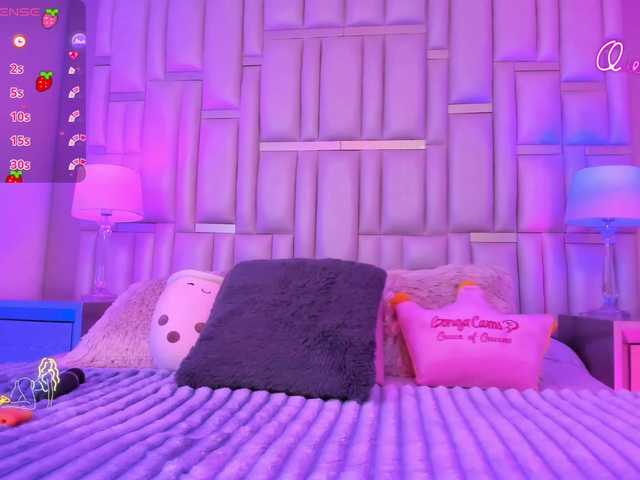 EinnyMure's BongaCams show and profile