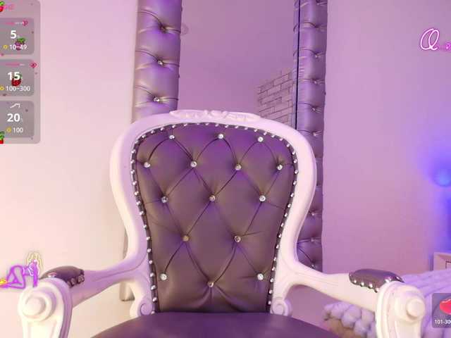 EinnyMure's BongaCams show and profile