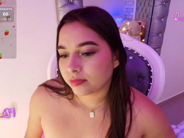 EinnyMure's BongaCams show and profile