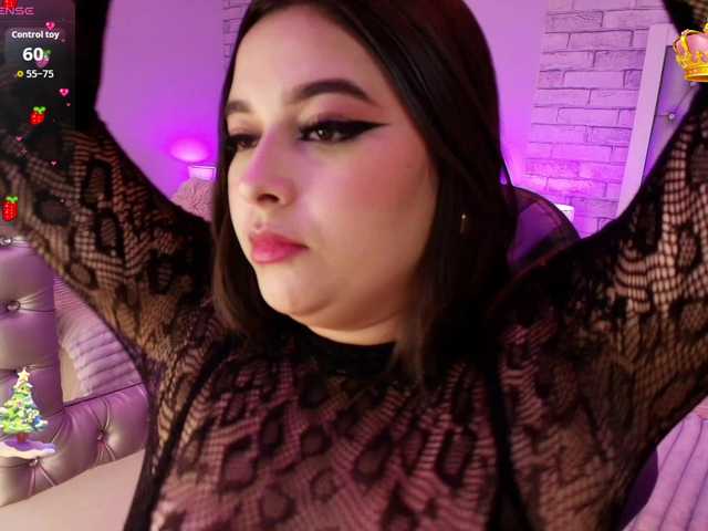 EinnyMure's BongaCams show and profile