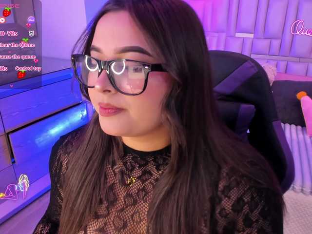 EinnyMure's BongaCams show and profile