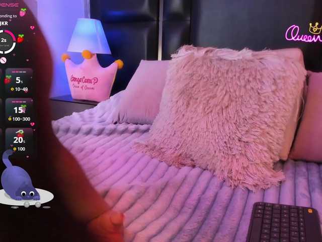 EinnyMure's BongaCams show and profile