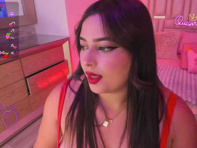 EinnyMure live cam profile