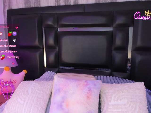 EinnyMure's BongaCams show and profile