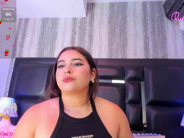 EinnyMure Live Webcam on BongaCams