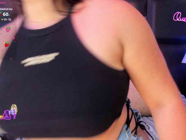 EinnyMure Live Webcam on BongaCams