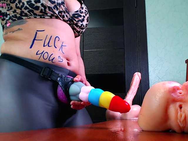 Lilydomi's BongaCams show and profile