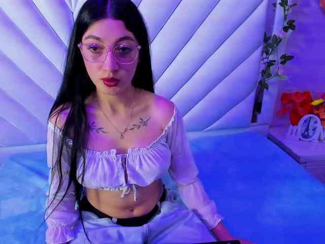 kattyqueenn webcam