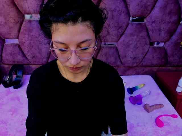 kattyqueenn webcam