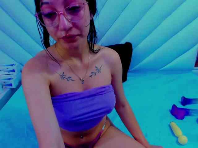 kattyqueenn webcam