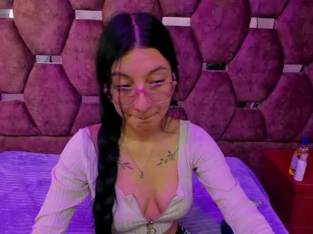 kattyqueenn webcam