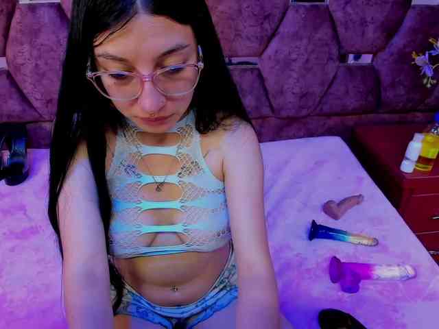 kattyqueenn webcam