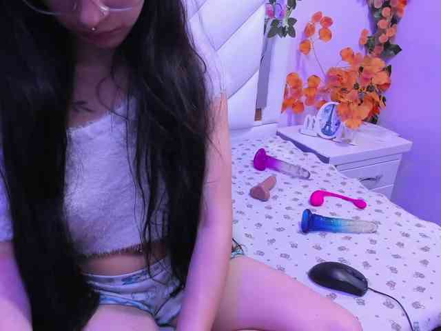 kattyqueenn webcam