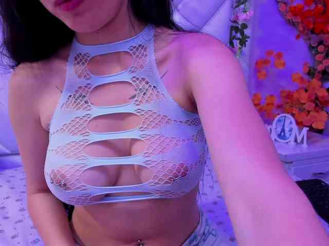 kattyqueenn webcam