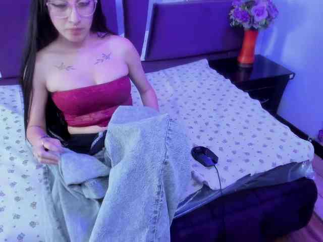kattyqueenn webcam