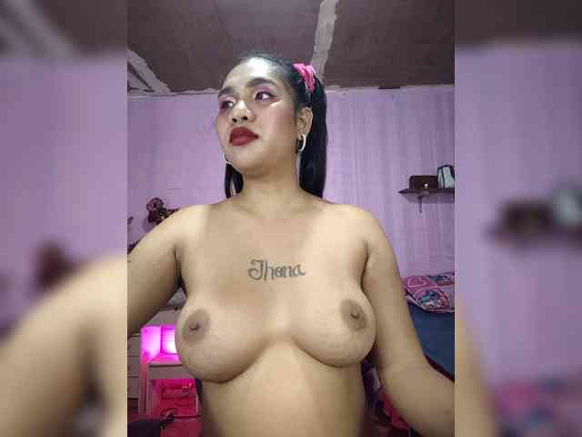 MaxieWildCum
