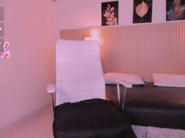 hana-falak's BongaCams show and profile