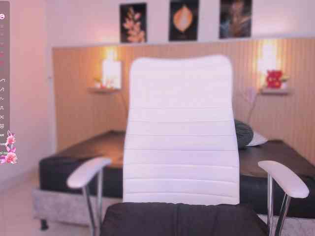 hana-falak Live Webcam on BongaCams