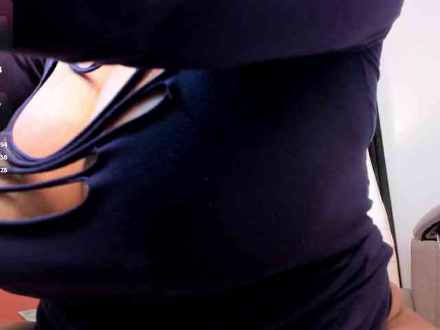 hana-falak Live Webcam on BongaCams
