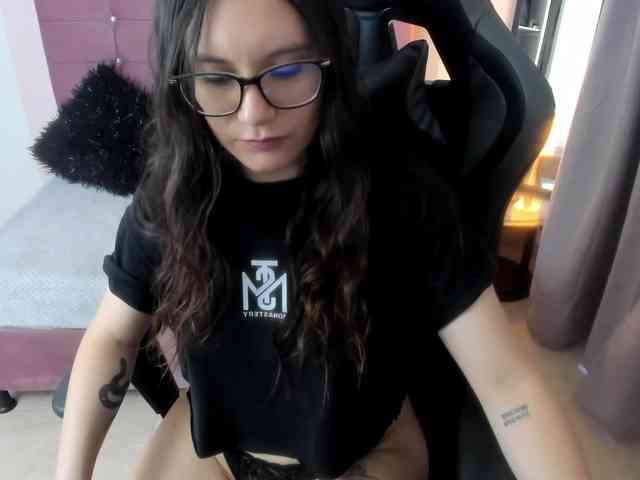 Alexandra_sg webcam