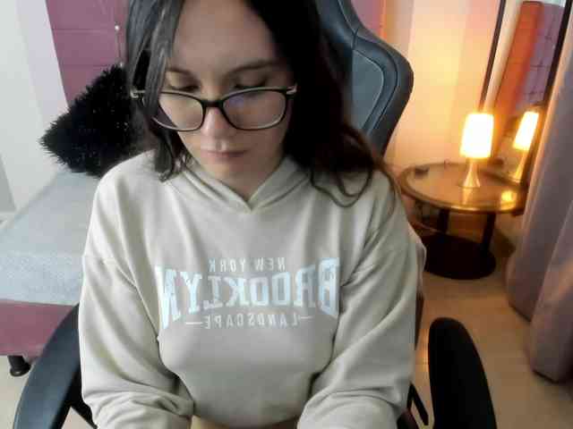 Alexandra_sg webcam