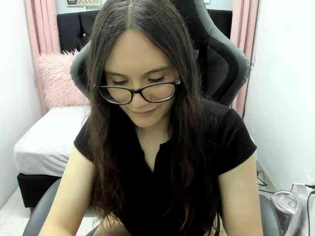 Alexandra_sg webcam